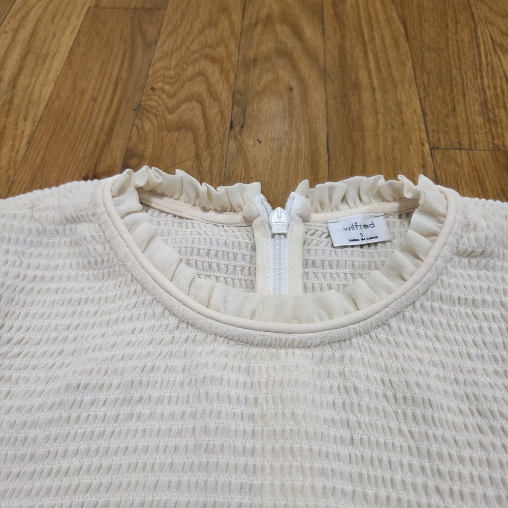 Wilfred Aritzia Tempest Smocked Chiffon Long Sleeve Ruffle Blouse Cream Small - Picture 4 of 11